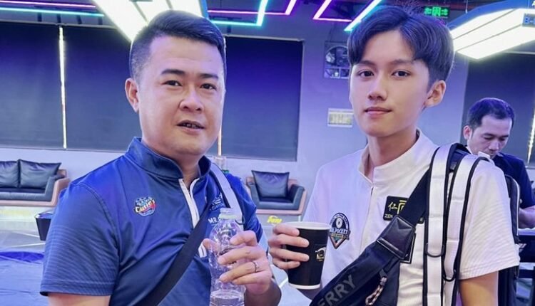 Cặp bố con đầu tiên đầu tiên xuất hiện tại Kamui Road to World 10-ball Championship 2025